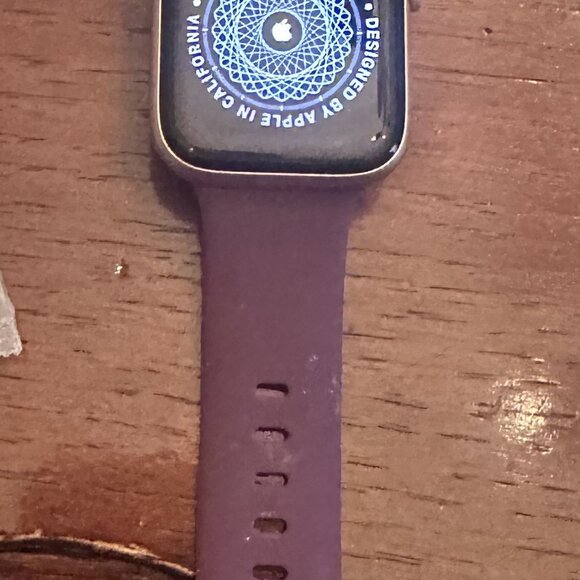 Apple Watch Series 6 (GPS, 44mm) Gold Aluminum Case w/Purple Band, incl. charger - Picture 9 of 16